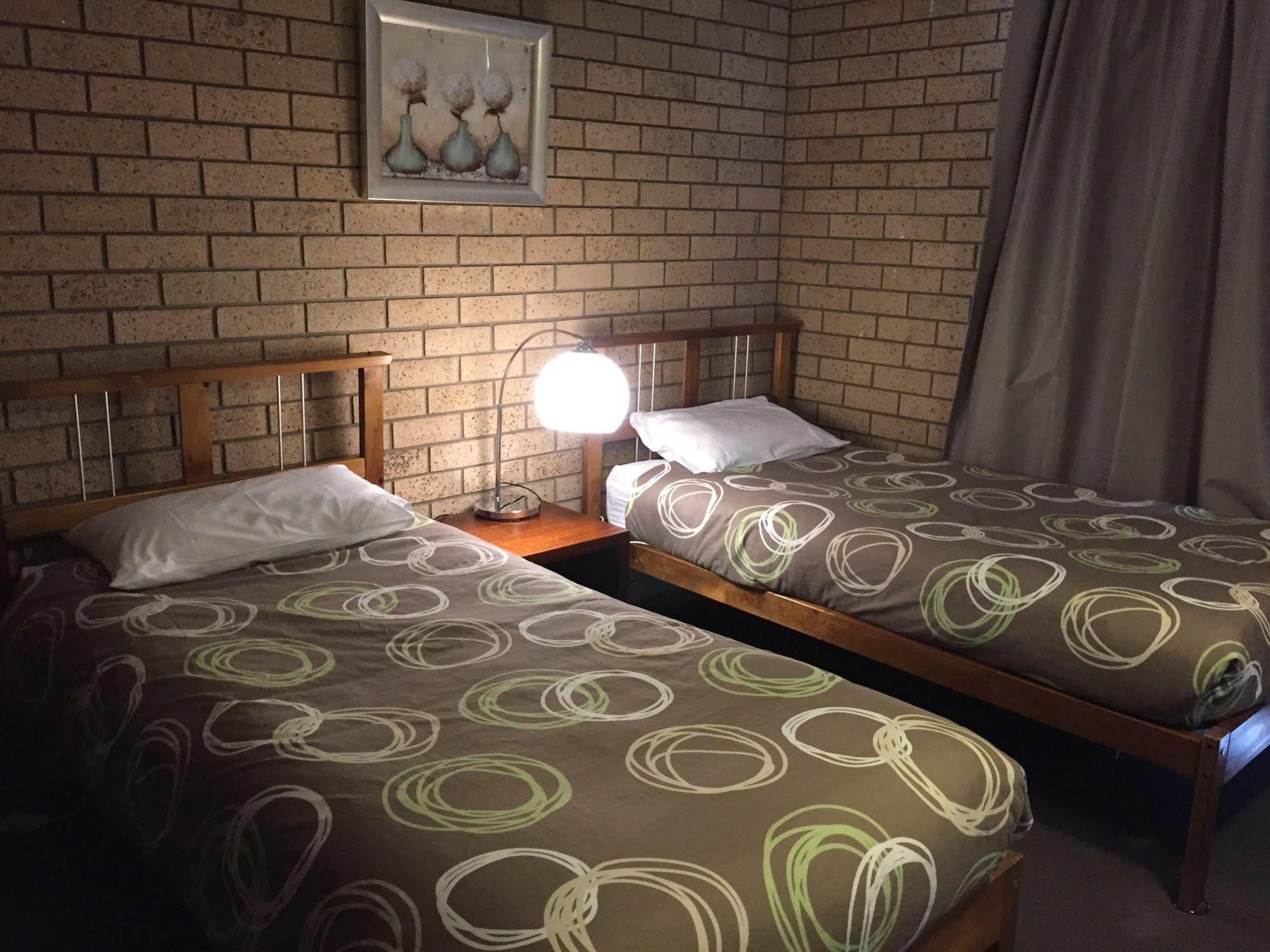 Albury Allawa Motor Inn Екстер'єр фото