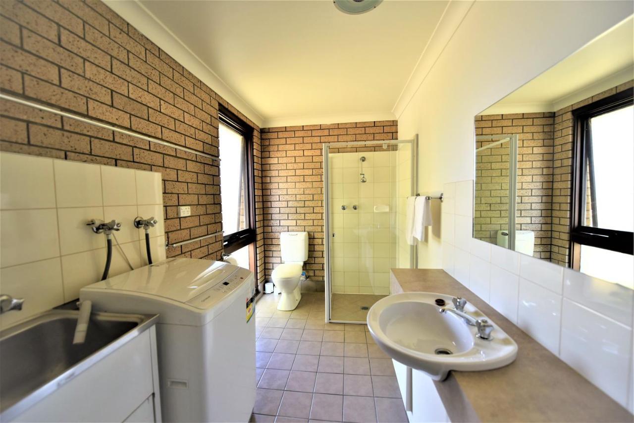 Albury Allawa Motor Inn Екстер'єр фото